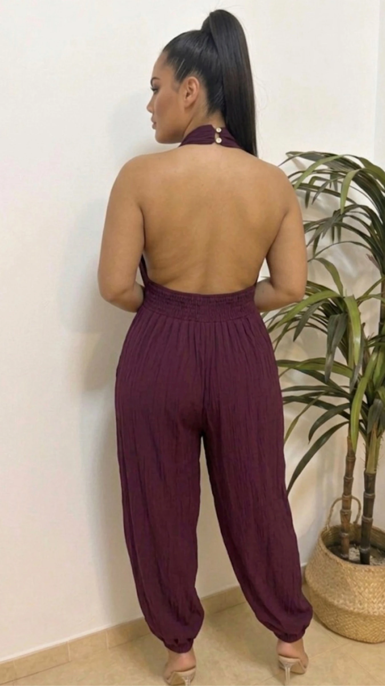 Burgundy satin backless jumpsuit – photo 3